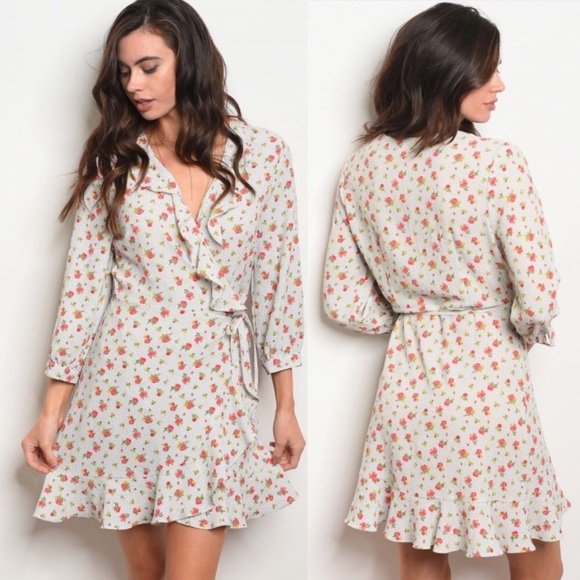 Dresses & Skirts - 🎉Host Pick 11/19/19 🌟Wrap Dress🌟